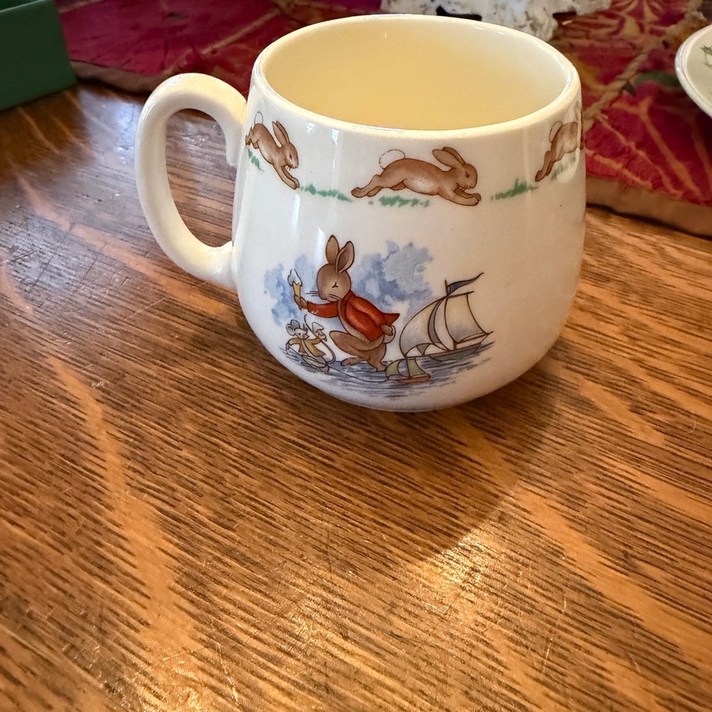 Royal Doulton White Mug with Rabbit and Sailboat Design